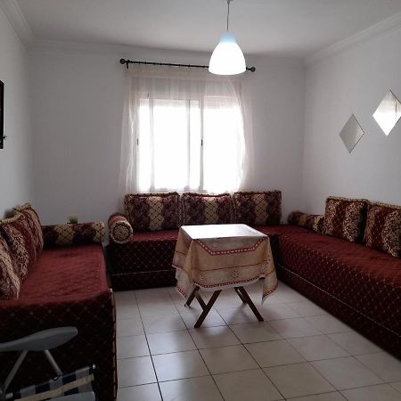 Beau Et Propre Appartement De Famille Dans Un Immeuble Calme Et Familiale A Bab Sebta Fnideq Eksteriør billede
