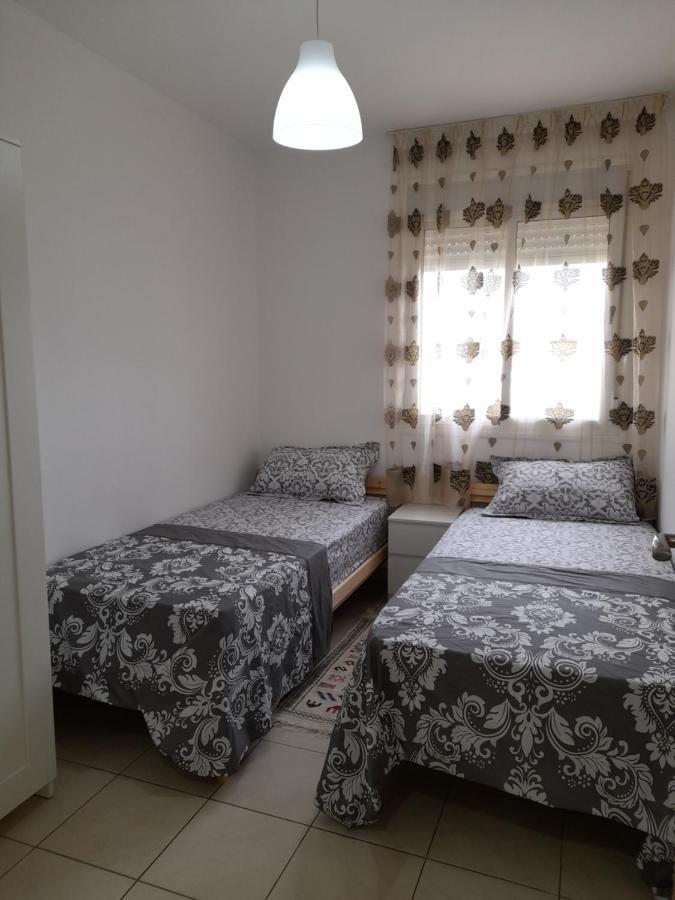 Beau Et Propre Appartement De Famille Dans Un Immeuble Calme Et Familiale A Bab Sebta Fnideq Eksteriør billede