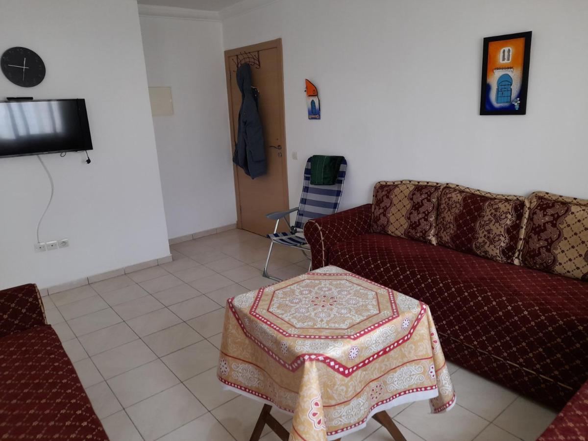 Beau Et Propre Appartement De Famille Dans Un Immeuble Calme Et Familiale A Bab Sebta Fnideq Eksteriør billede