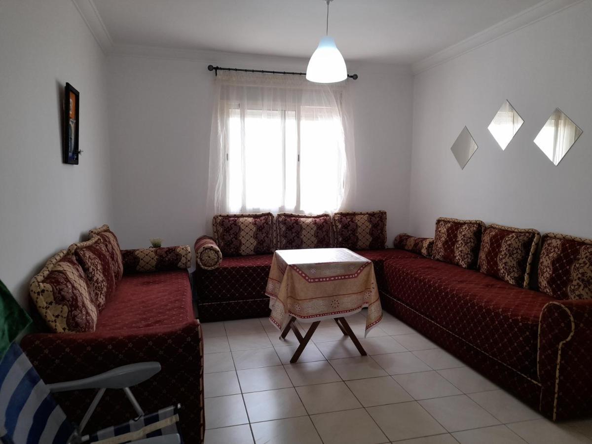 Beau Et Propre Appartement De Famille Dans Un Immeuble Calme Et Familiale A Bab Sebta Fnideq Eksteriør billede
